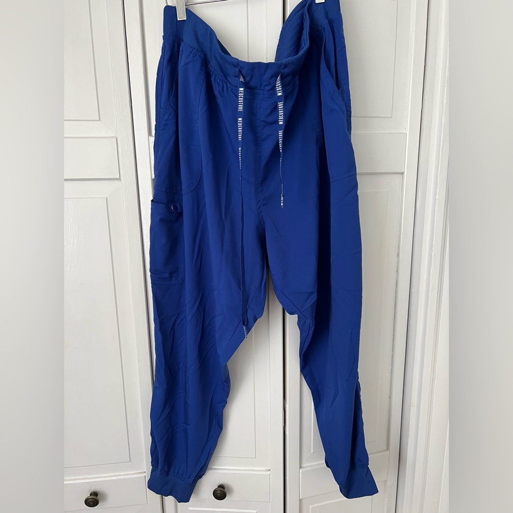 Medcouture scrub pants, bright blue, size XXL